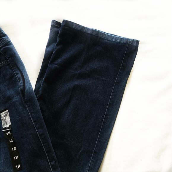 Torrid Lean Jean Slim Boot Cut Super Soft Pull-Up Size 1 16  Dark Denim NWT Plus - Picture 5 of 9